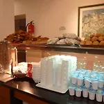 فندق Comercio
