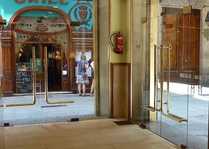 Отель Comercio